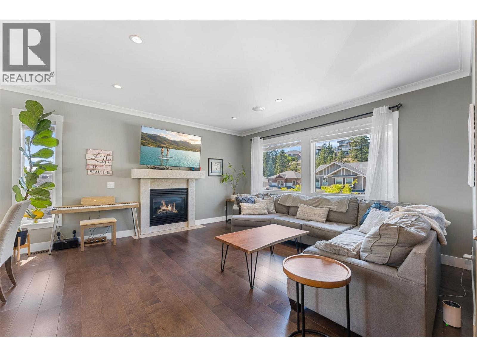 13157 Shoreline Drive