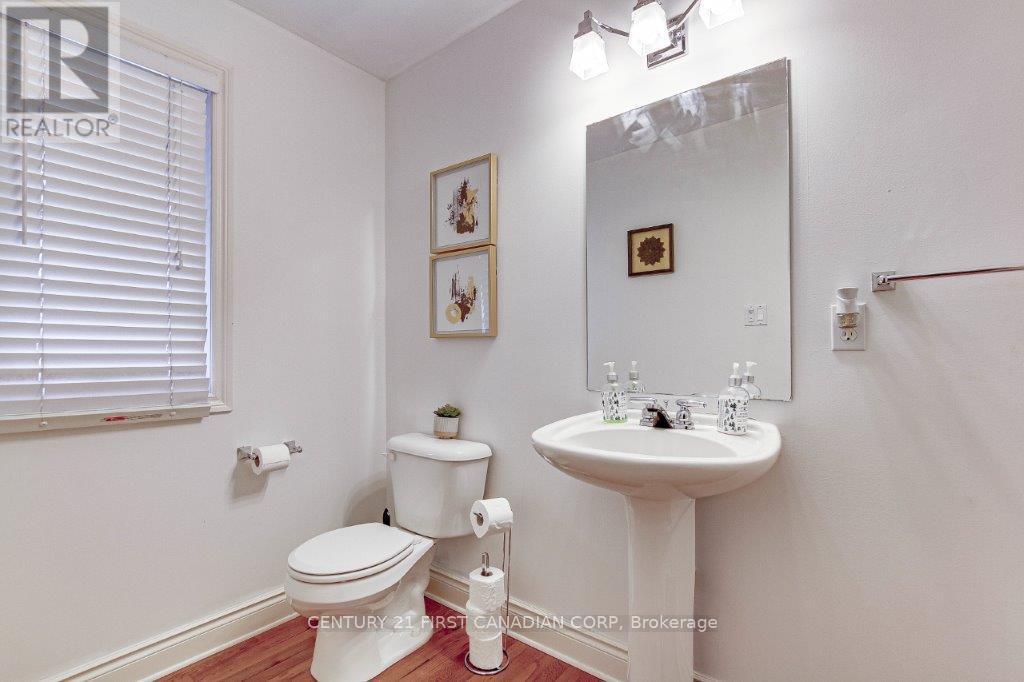 1578 BIRCHWOOD DRIVE