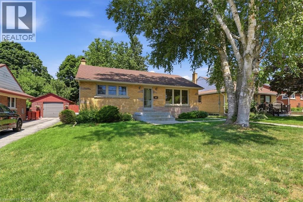184 MURDOCK Avenue