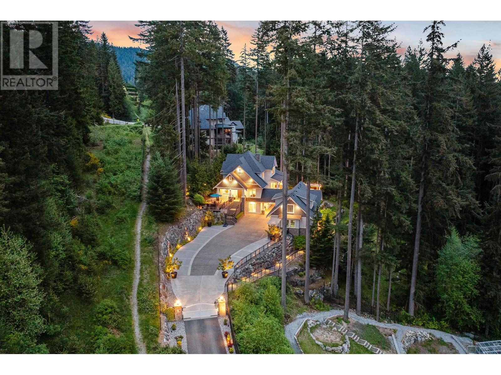 1462 CRYSTAL CREEK DRIVE