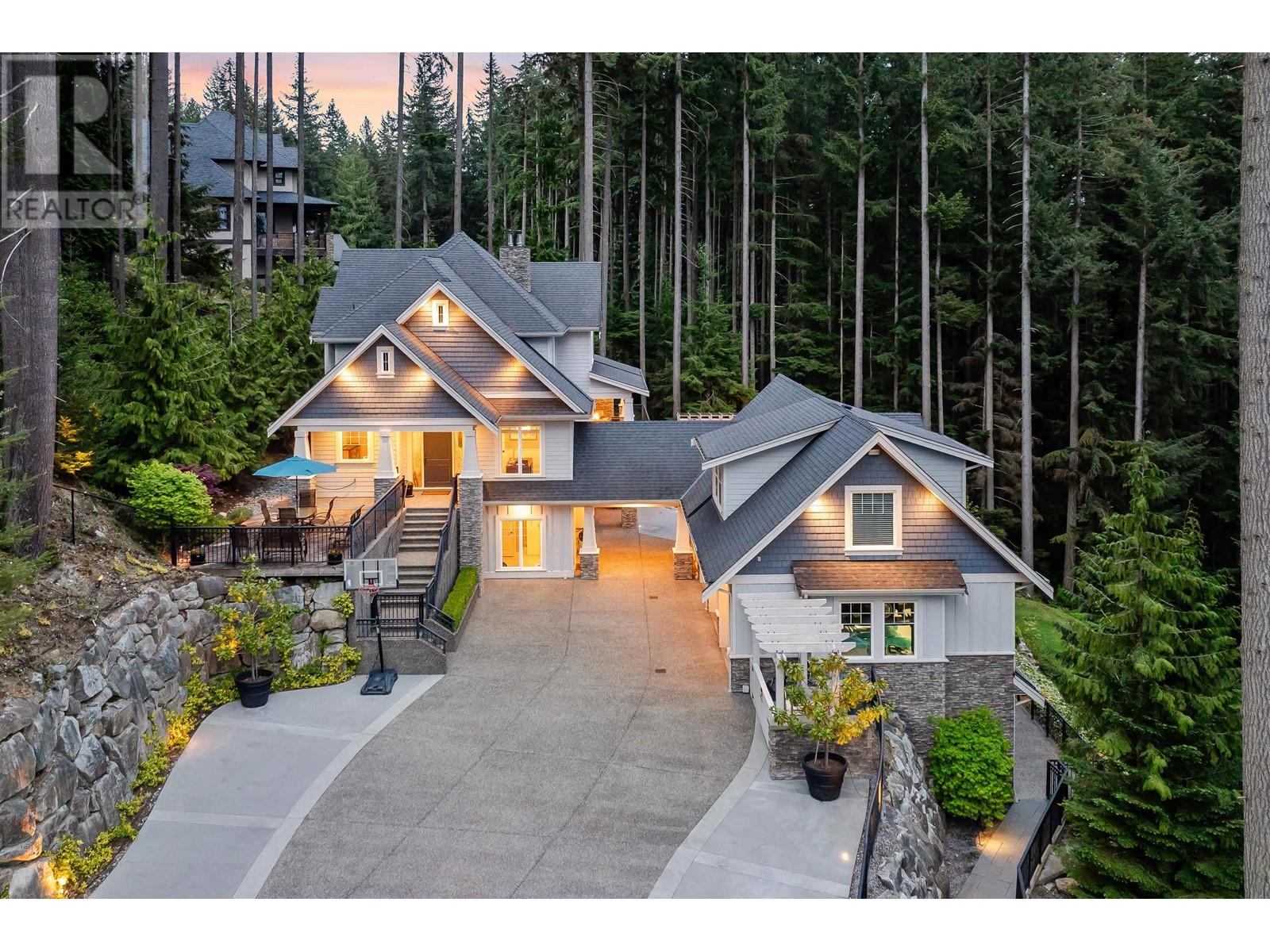 1462 CRYSTAL CREEK DRIVE