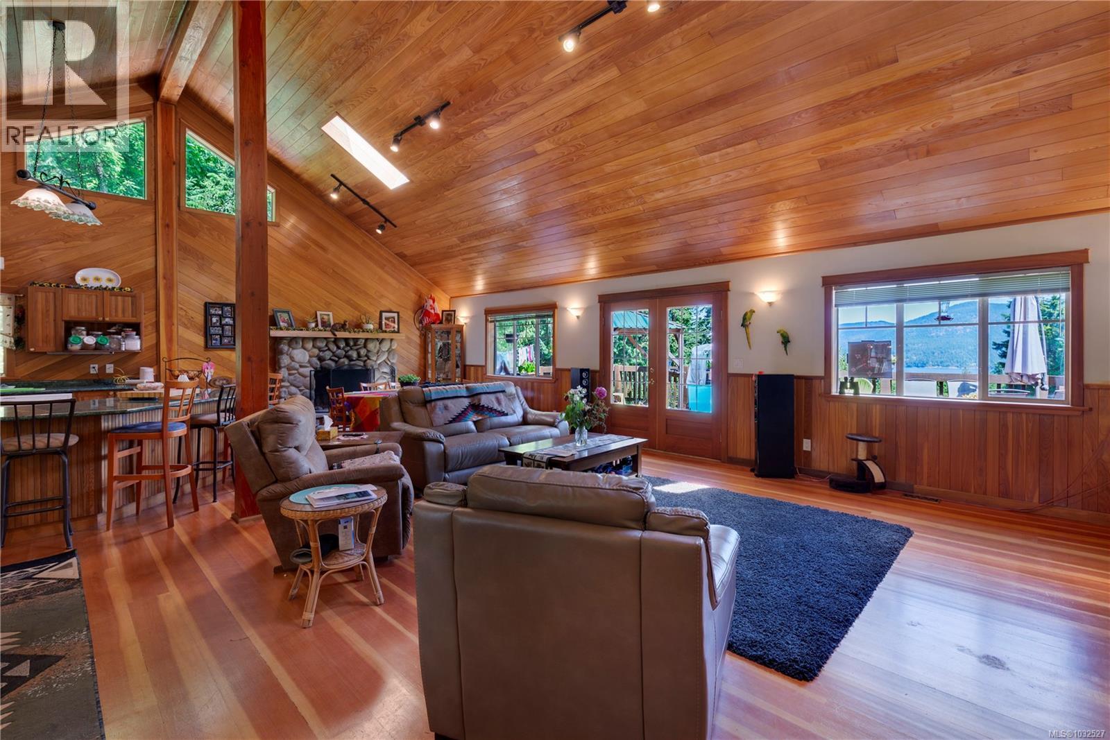 1205 Cherry Point Rd