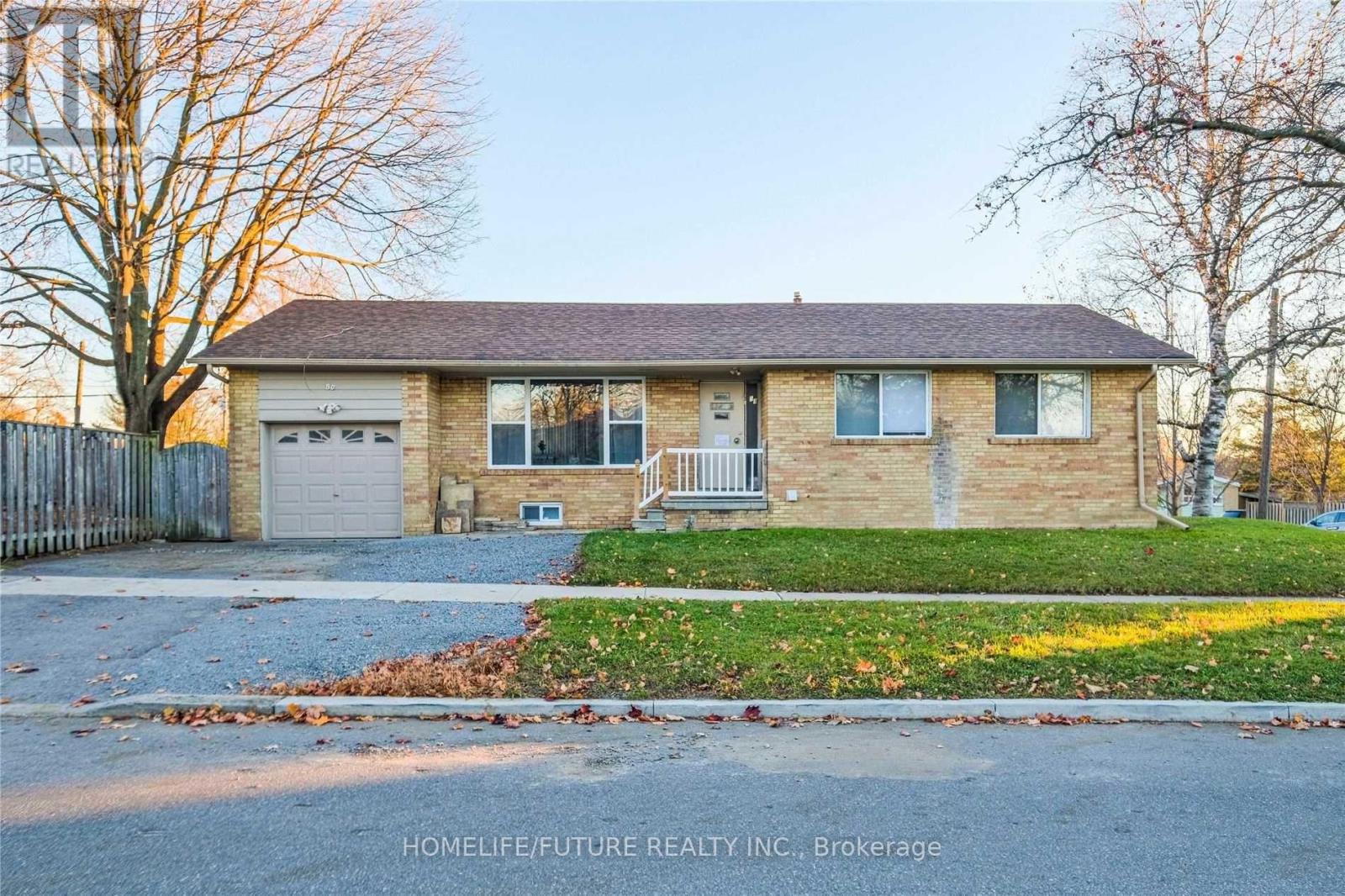 Photo 1 of 37 — 50 BENLIGHT CRESCENT, Toronto (Woburn), ON M1H1P5