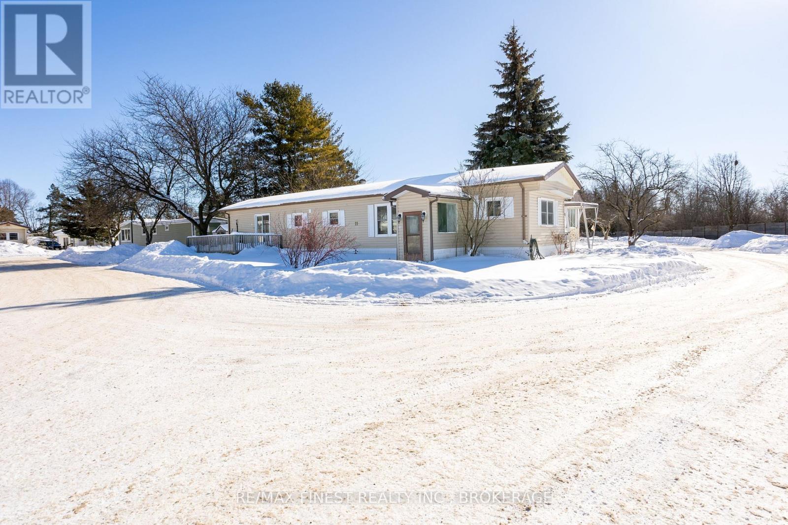 11 POWLEY GARDEN DRIVE