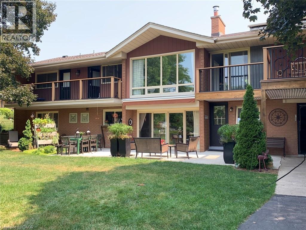 81 THOMSON Drive