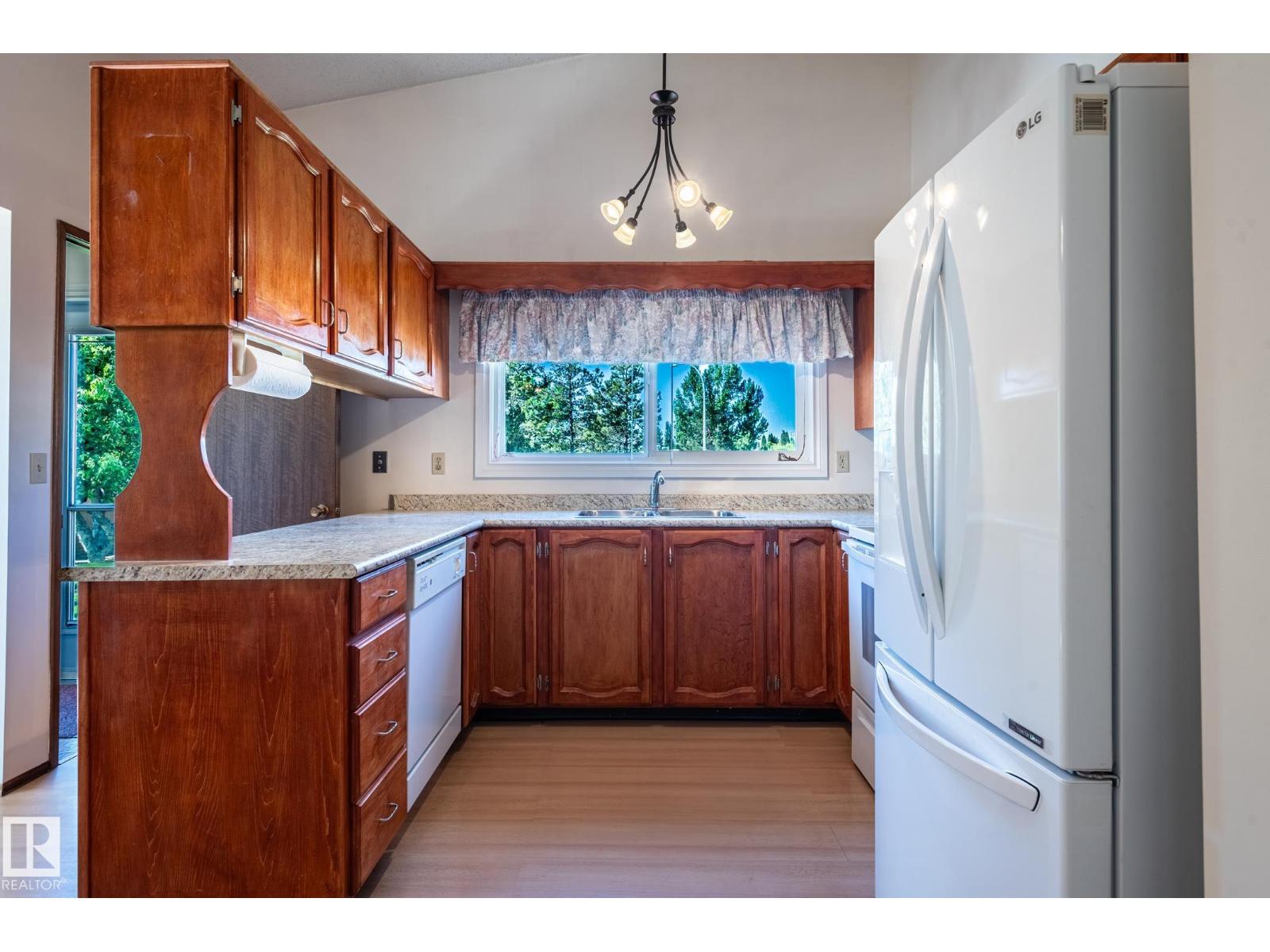 14504 30 ST NW