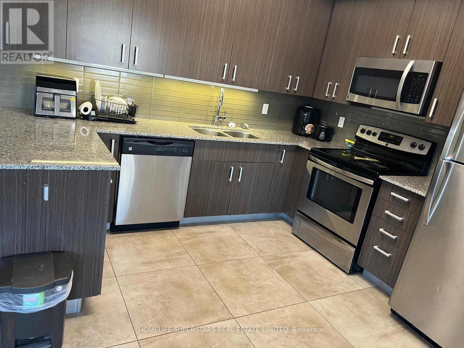 T101 - 62 BALSAM STREET