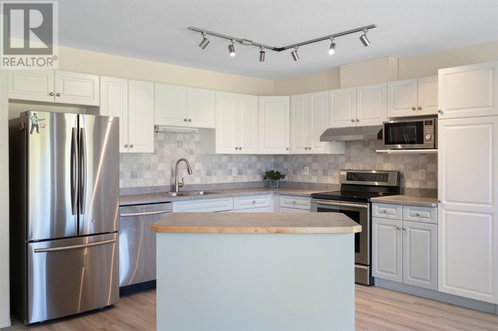505 Epiphany Bay