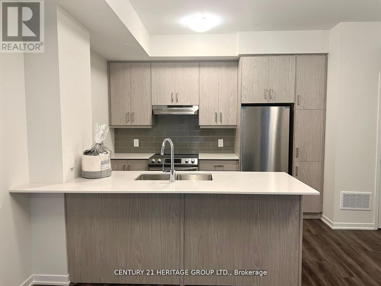 78 - 39 HONEYCRISP CRESCENT