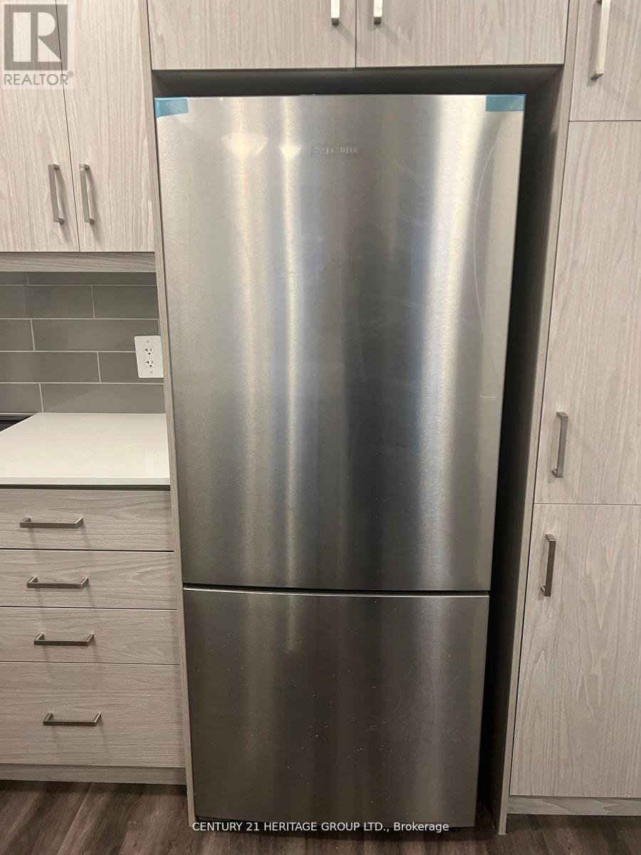 78 - 39 HONEYCRISP CRESCENT