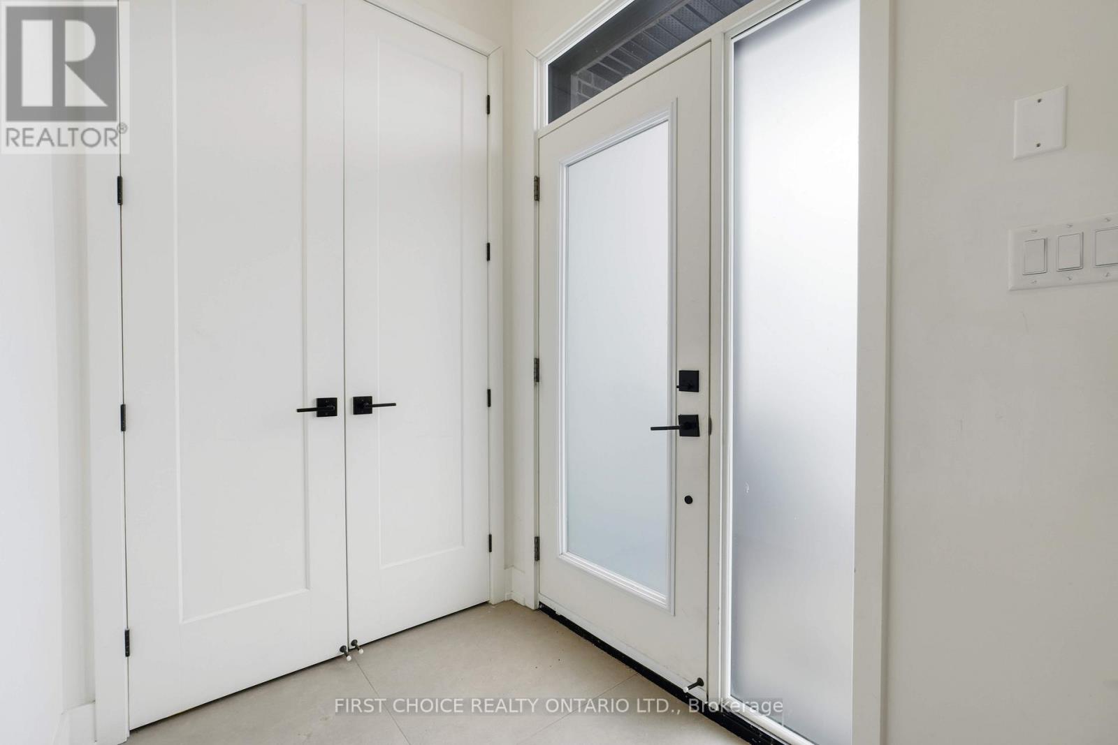 271 QUEEN MARY STREET