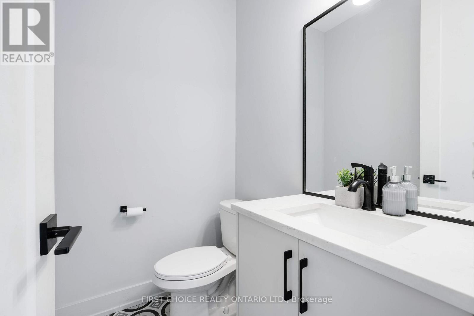 271 QUEEN MARY STREET