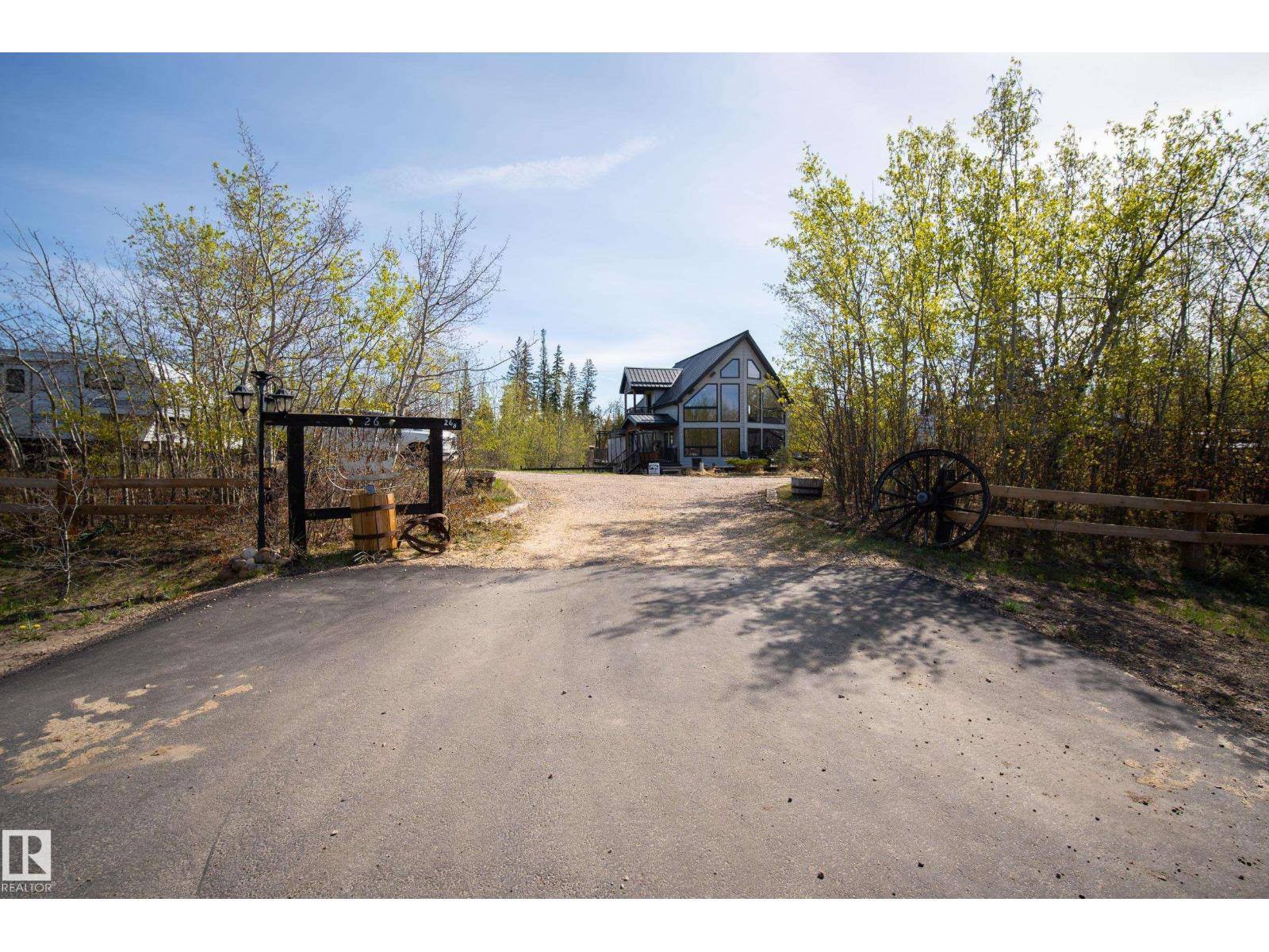#26 57108 RGE ROAD 220