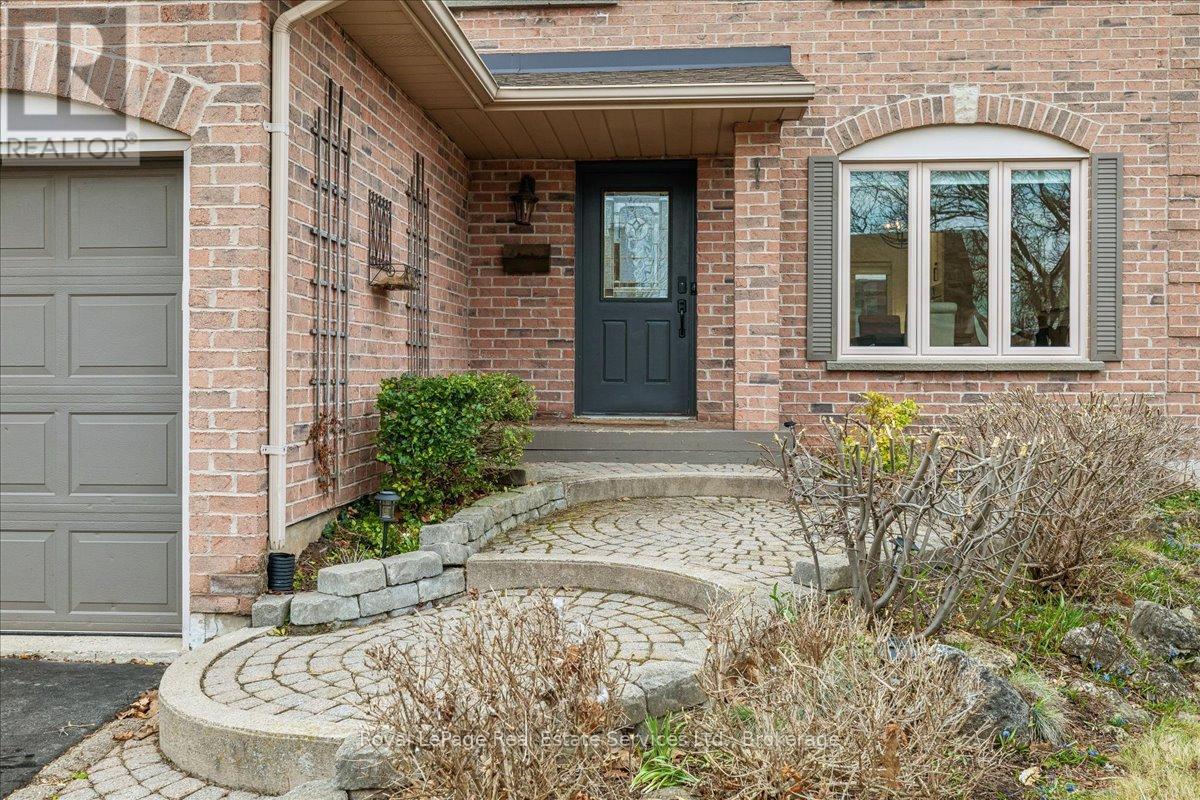 3231 PINEMEADOW DRIVE