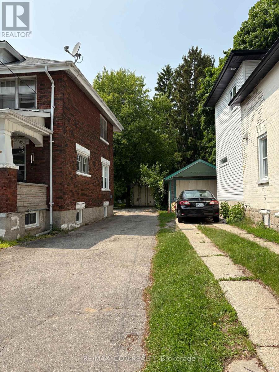 320 GUELPH STREET