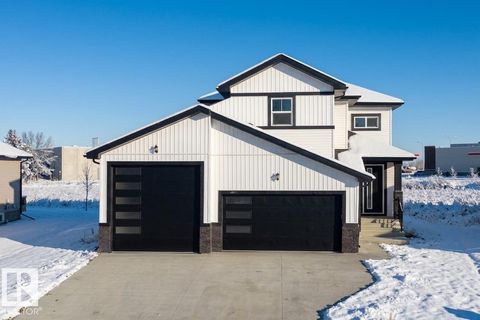 33 SUN MEADOWS CL Stony Plain AB T7Z0K1