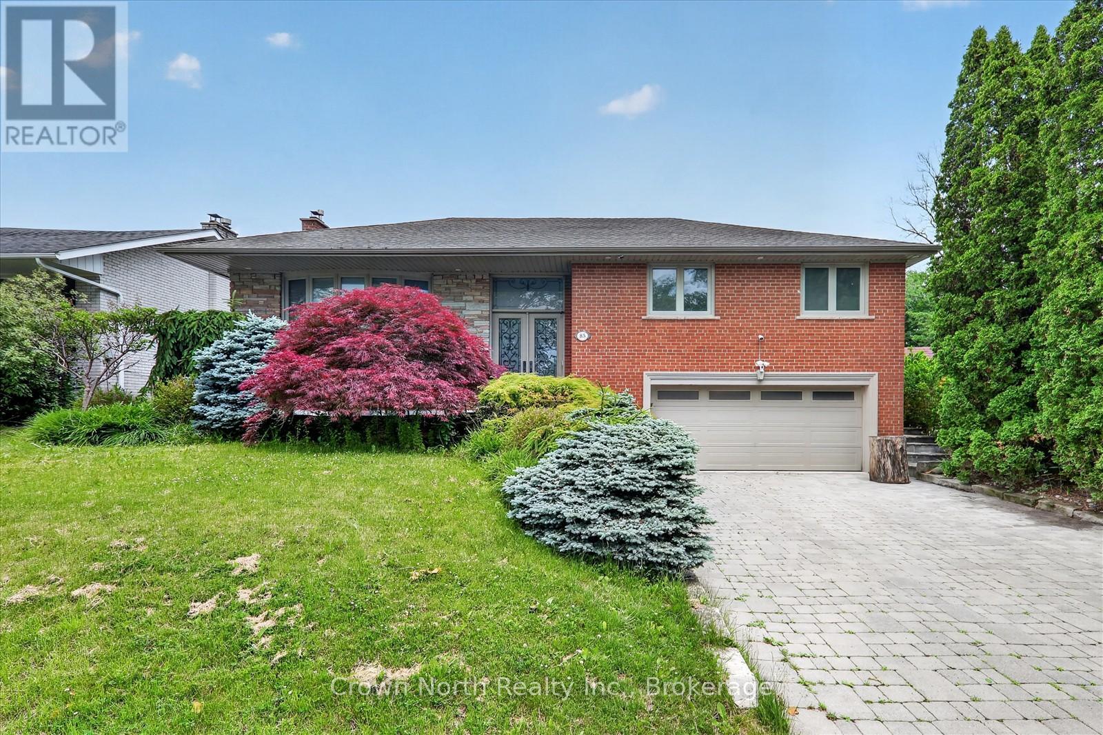 Photo 1 of 45 — 85 PORTICO DRIVE, Toronto (Woburn), ON M1G3R5
