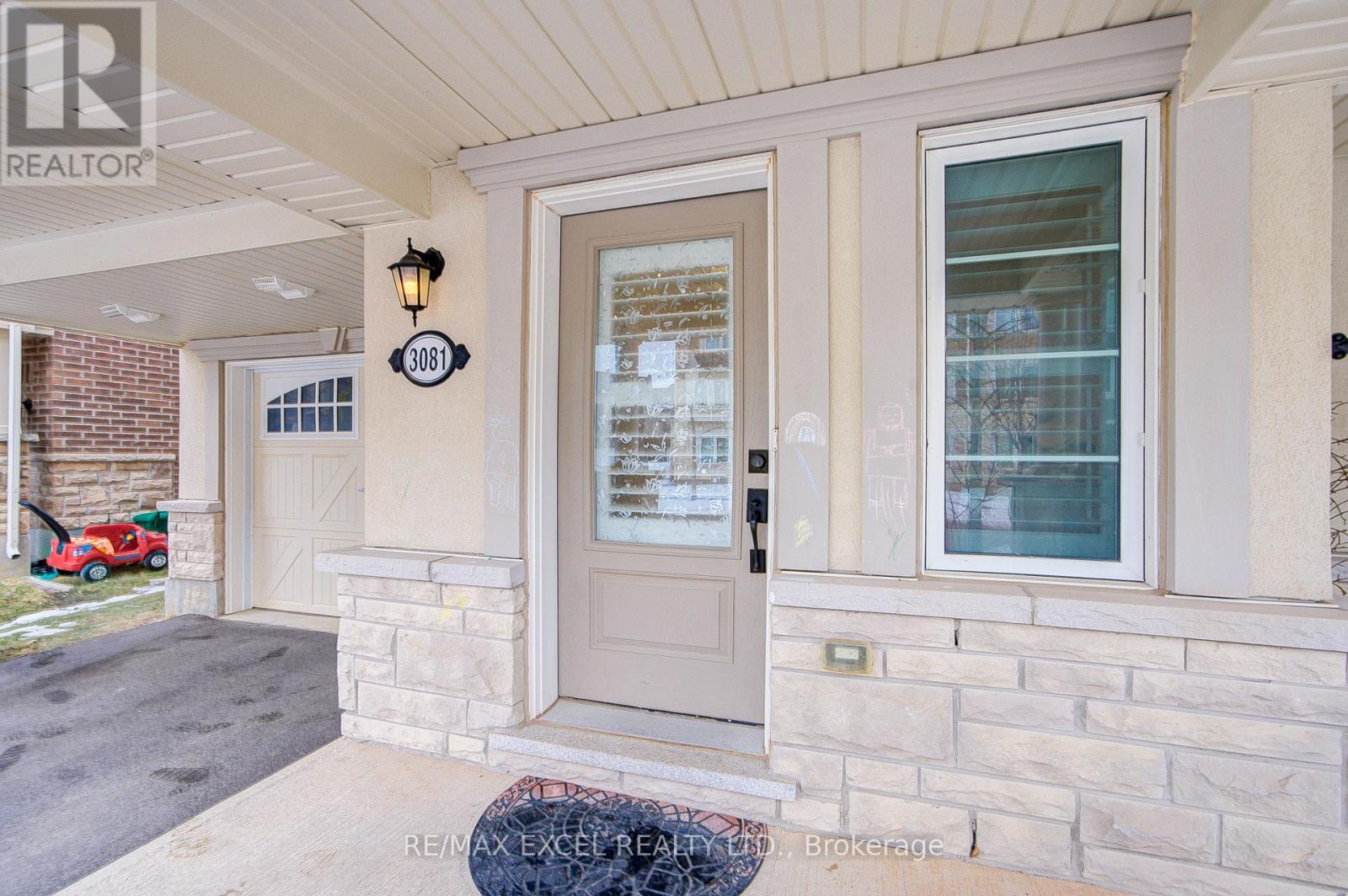 3081 HAREBELL GATE
