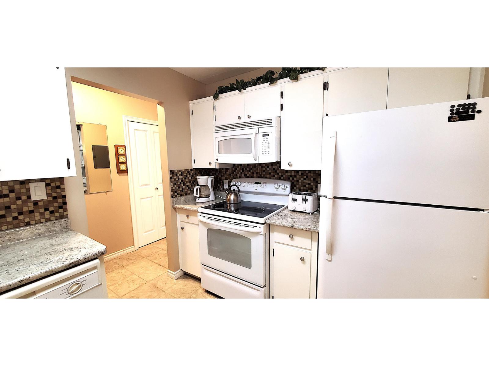 202 33464 GEORGE FERGUSON WAY