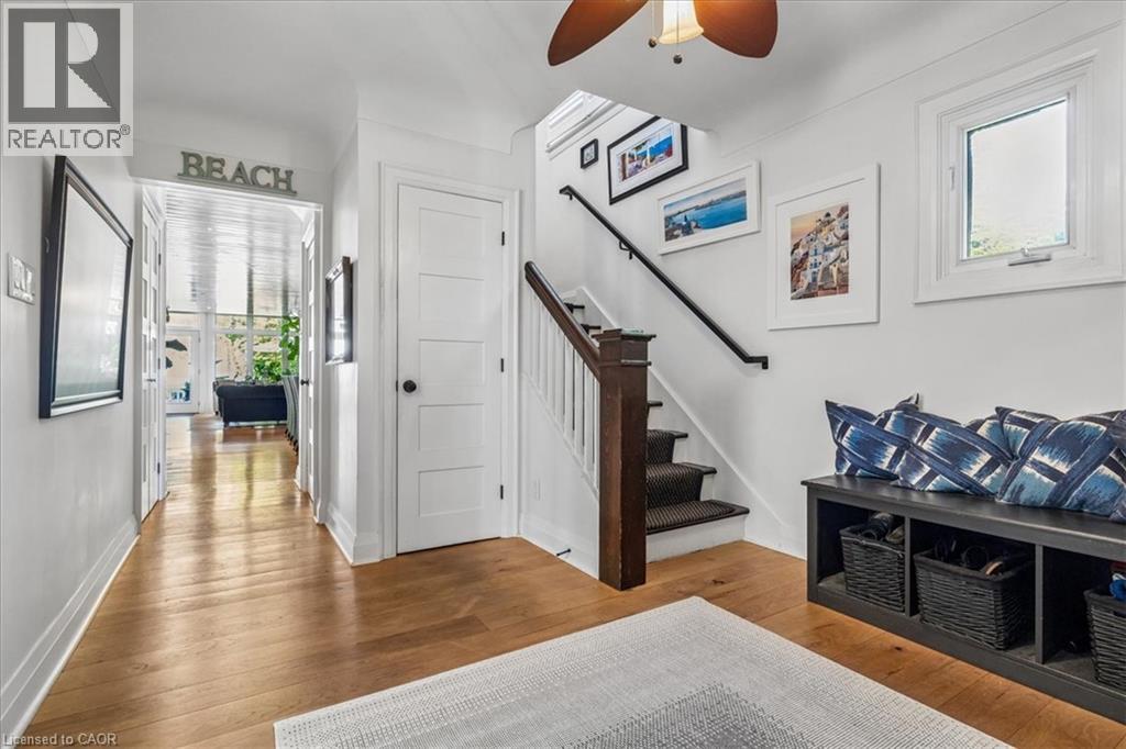 573 BEACH Boulevard