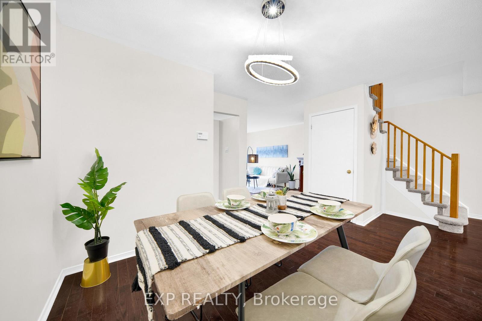 66 KIMBOLTON CRESCENT