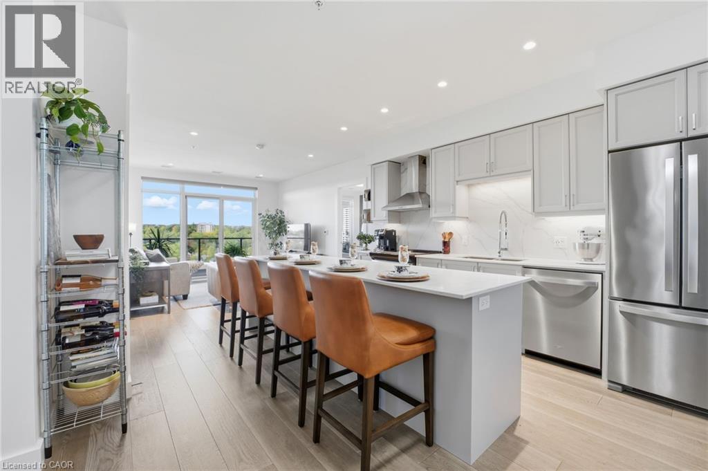 15 GLEBE Street Unit# 1410