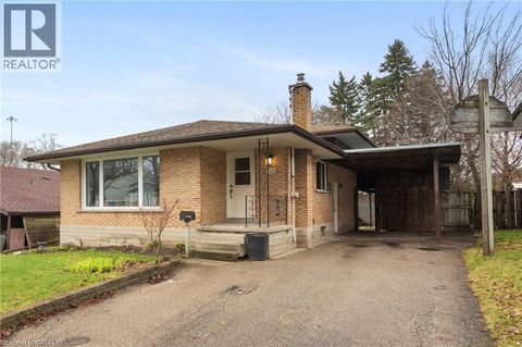122 SWEETBRIAR Drive Kitchener ON N2M4S6