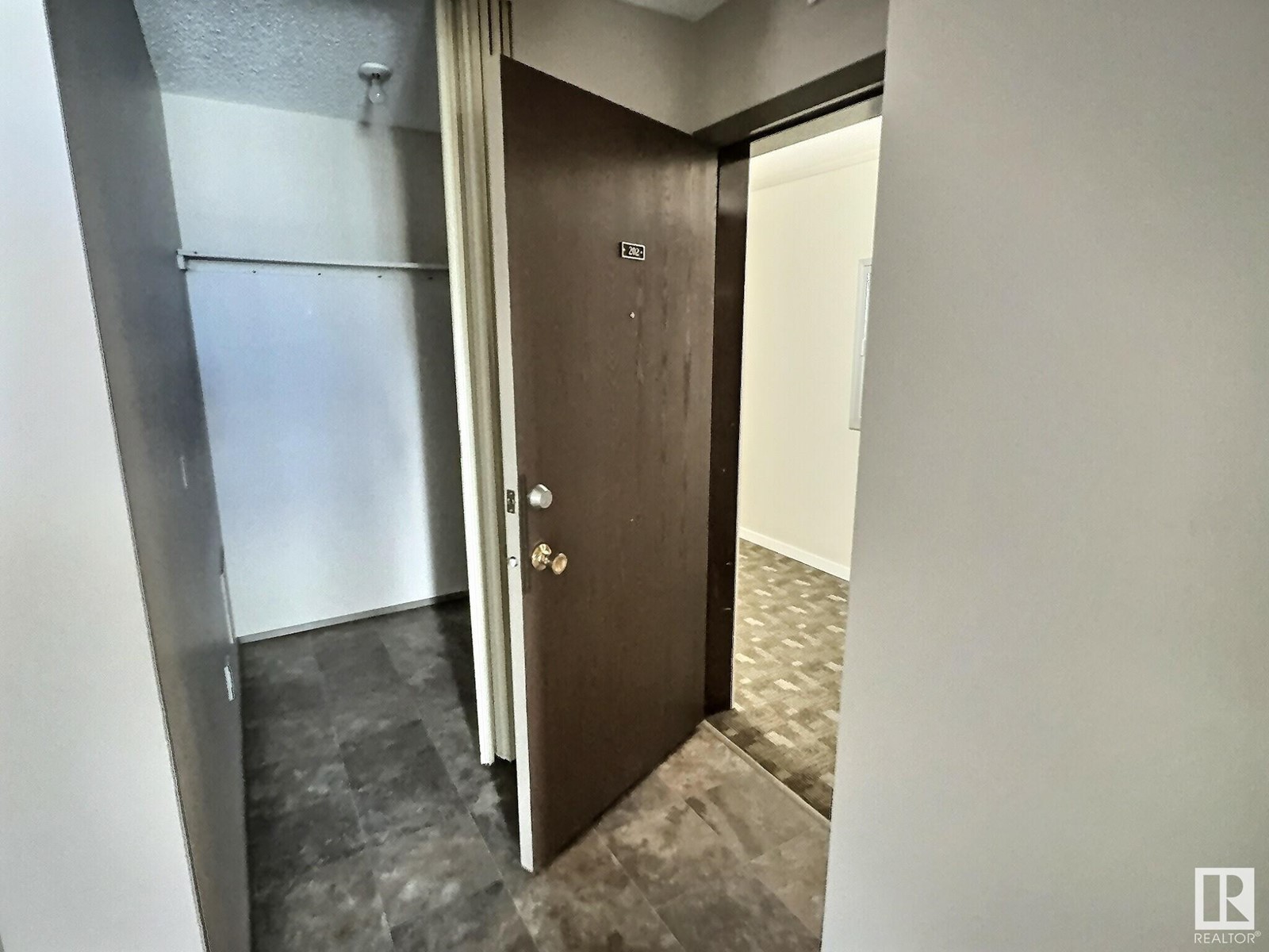 #202 10124 159 ST NW