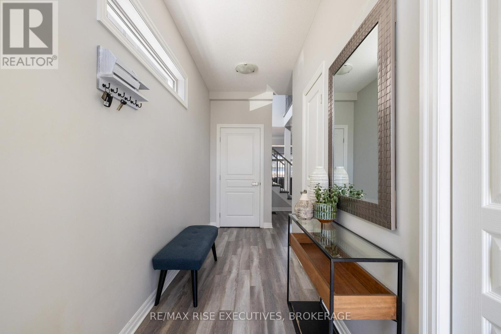 1228 MAX CRESCENT