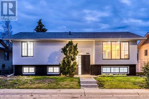 284 Queen Alexandra Road SE Calgary AB T2J3P5