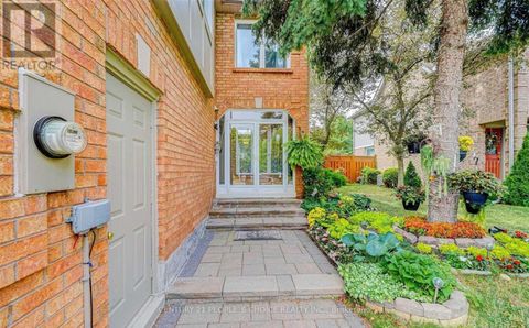 1162 LEEWOOD DRIVE Oakville (GA Glen Abbey) ON L6M3B9