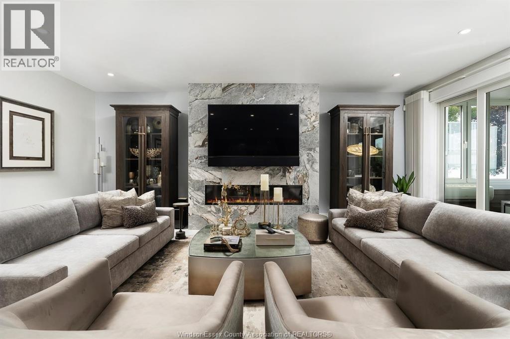 11770 RIVERSIDE DRIVE