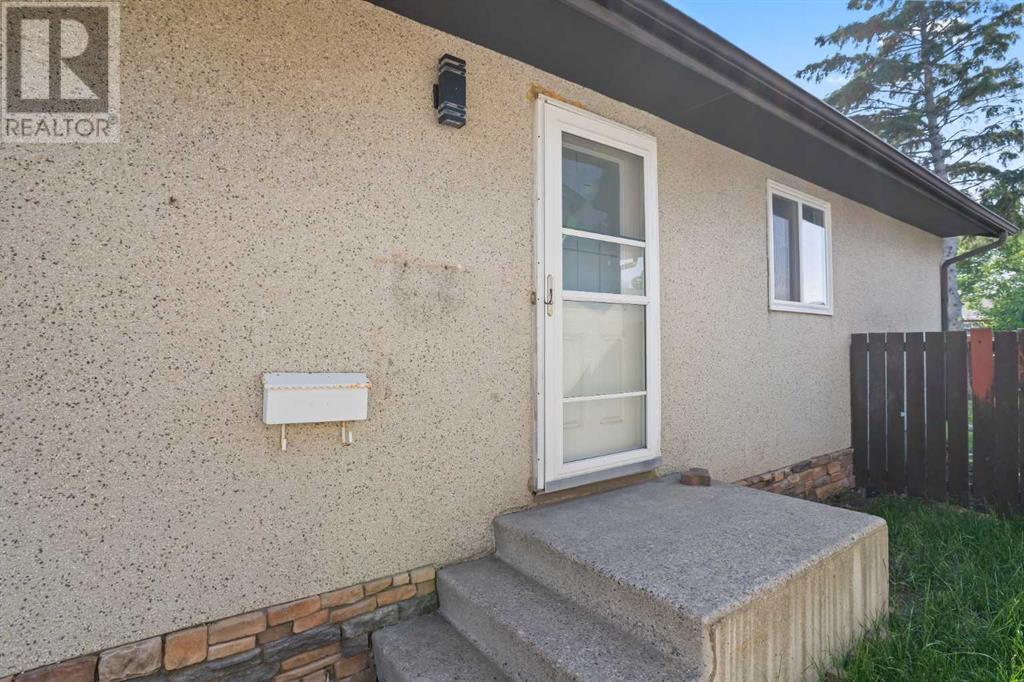 1316 Maitland Drive NE