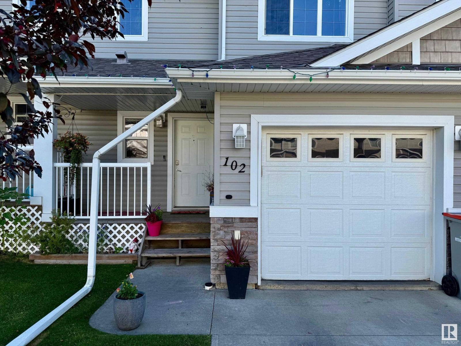 102 GRAYWOOD ME