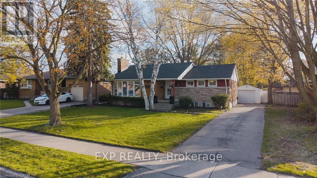 120 ELGIN CRESCENT