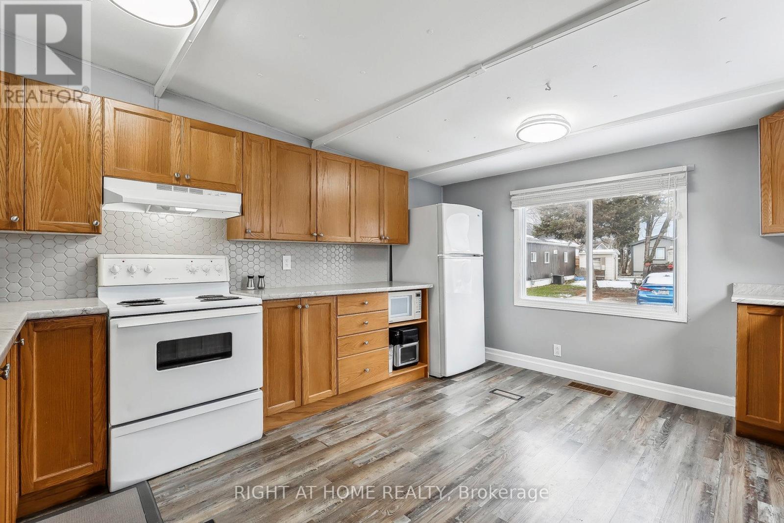 4584 ABIGAIL LANE