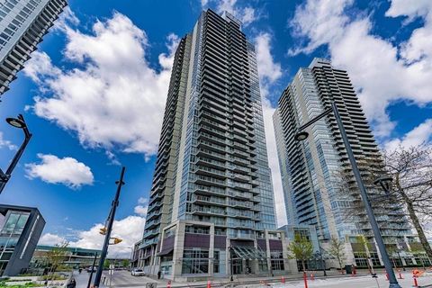 809 9981 WHALLEY BOULEVARD Surrey BC V3T0G6