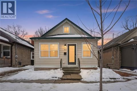 63 WOODLAND Avenue St. Catharines ON L2R5A4