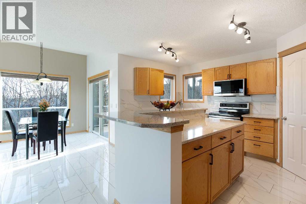 26 Cresthaven View SW