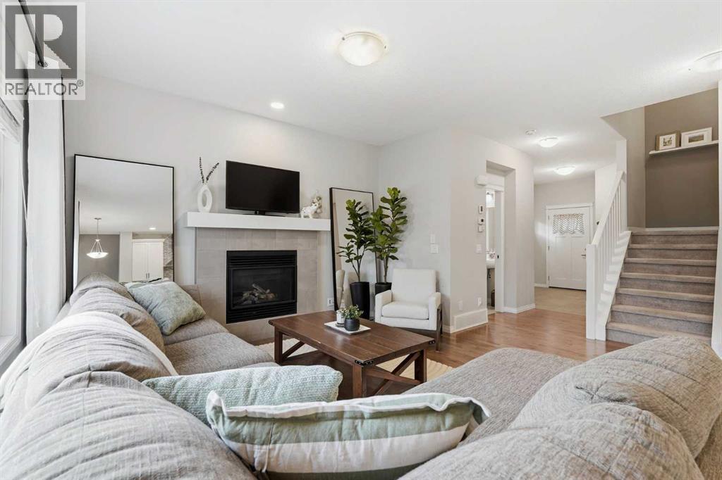 66 Masters Place SE