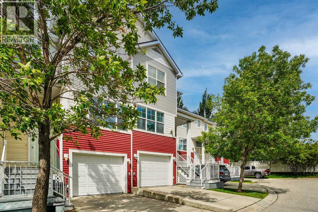 120 Country Village Cape NE