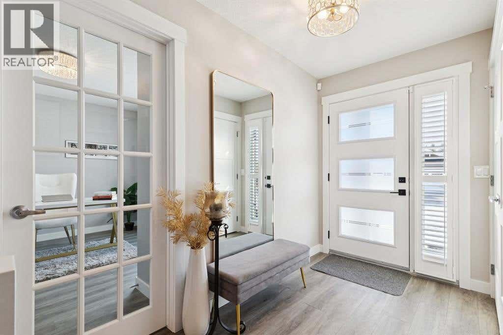 185 Riverwood Crescent