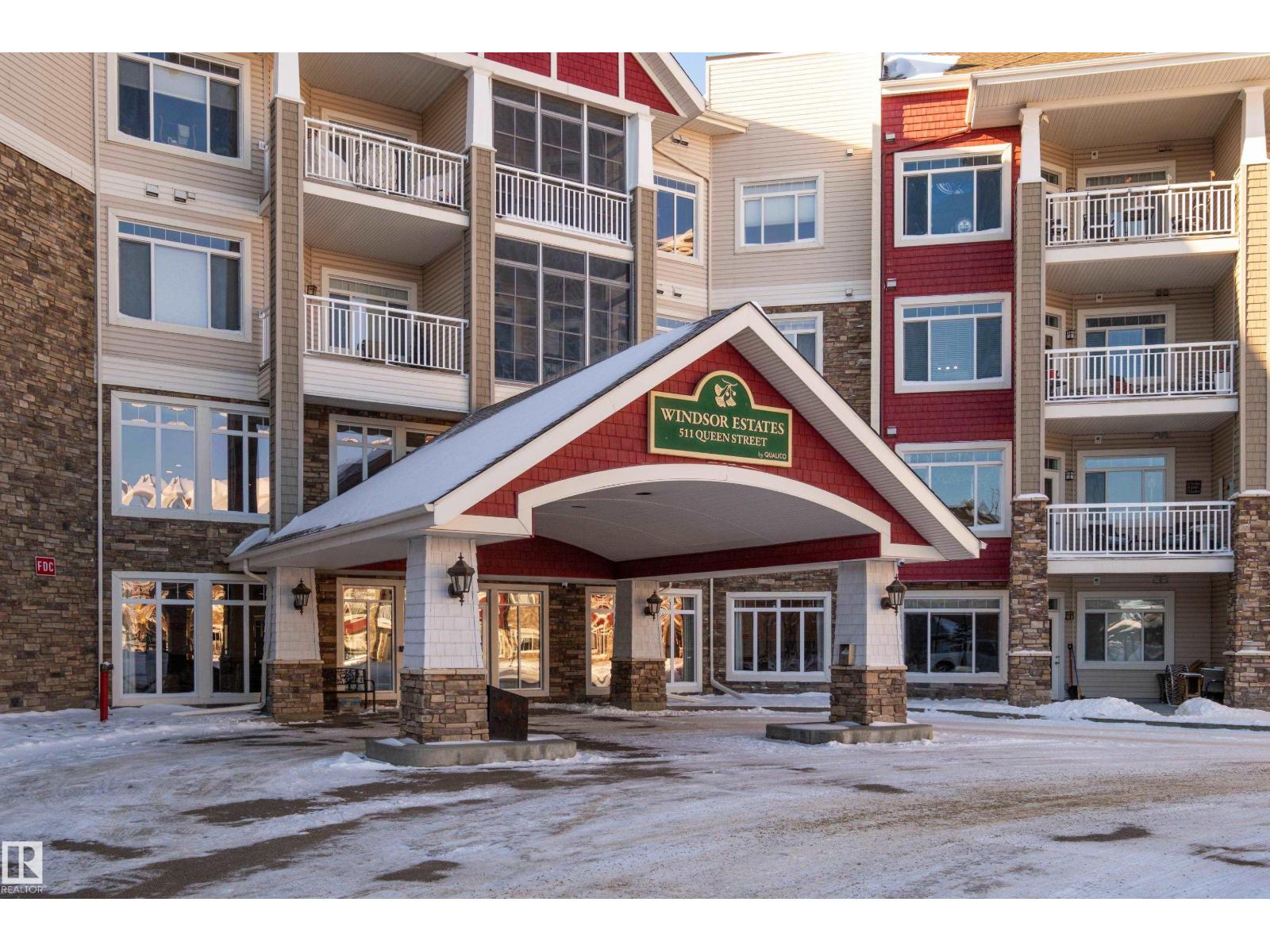 #245 511 QUEEN ST