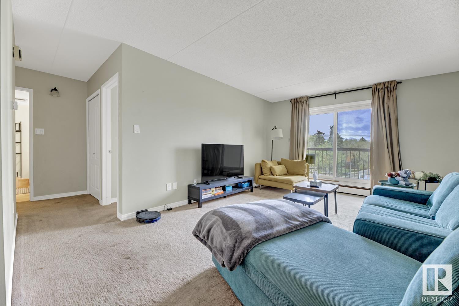 #404 11026 106 ST NW