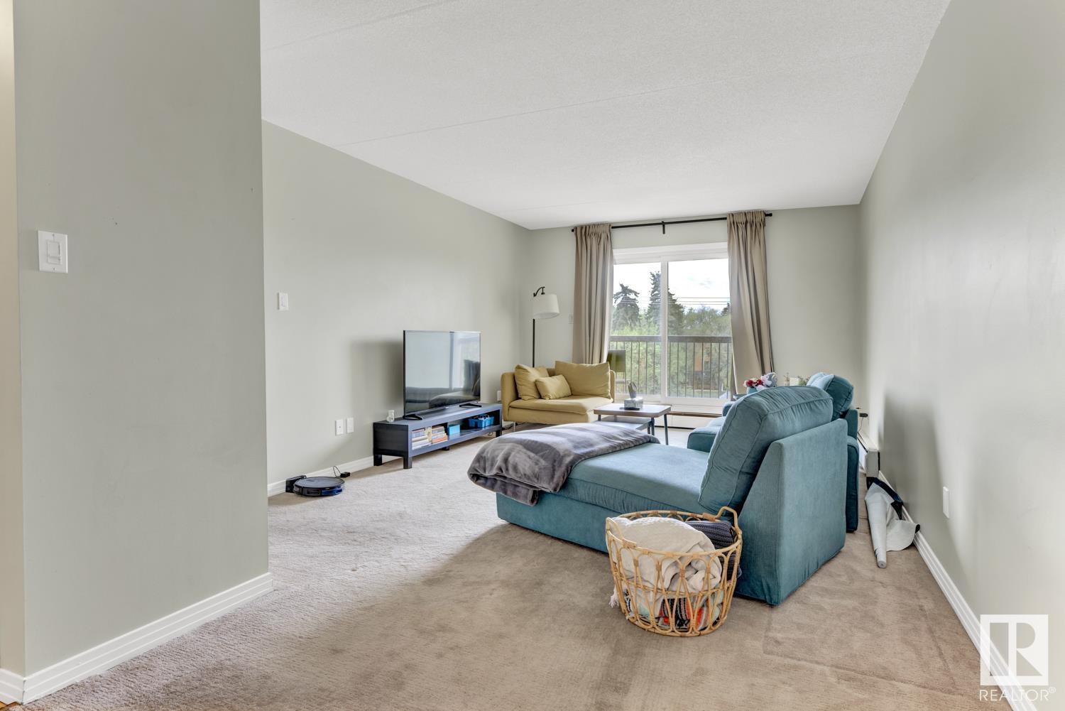#404 11026 106 ST NW