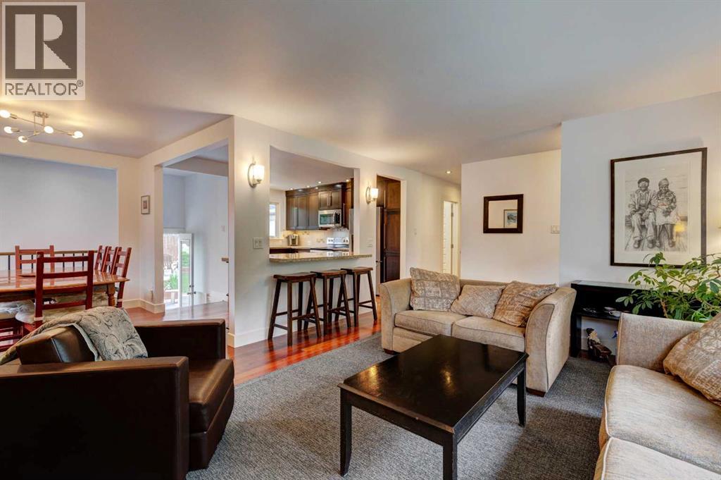 82 Gladys Ridge Road SW