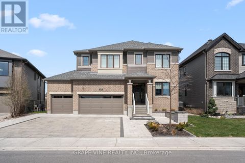 316 EAGLEHEAD CRESCENT Ottawa ON K2S2J1