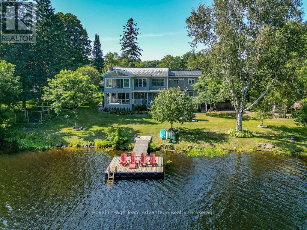 6 GINNIE STREET