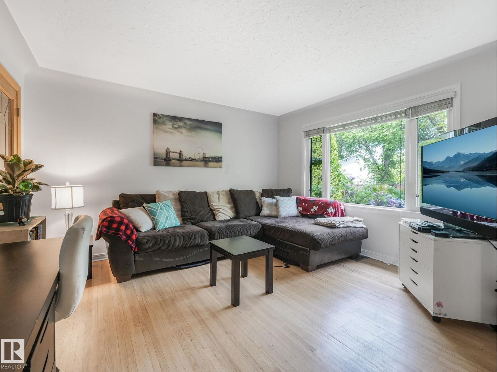 11514 122 ST NW