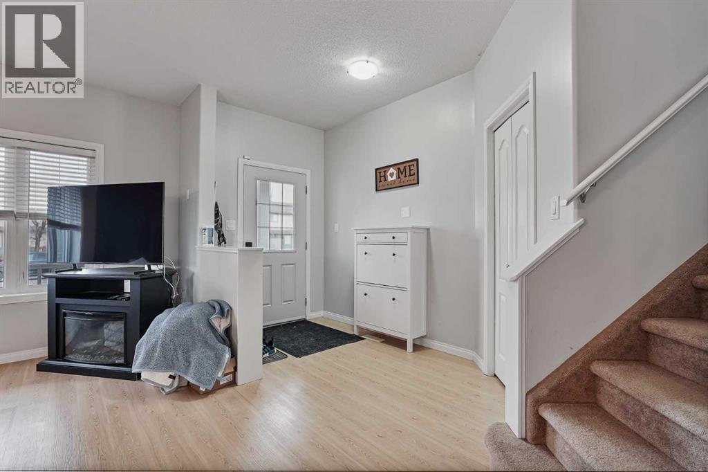 126 Silkstone Road W